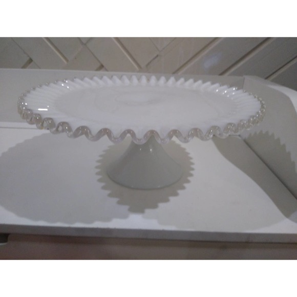Fenton silver crest ruffled milk glass cake stand with ribbon crystal edge - Picture 2 of 8